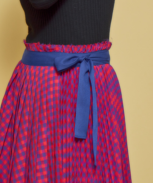Abahouse Devinette（ドゥヴィネット）の「チェックプリーツスカート（スカート・レディース・ネイビー/レッド・フリー）」の8枚目の写真