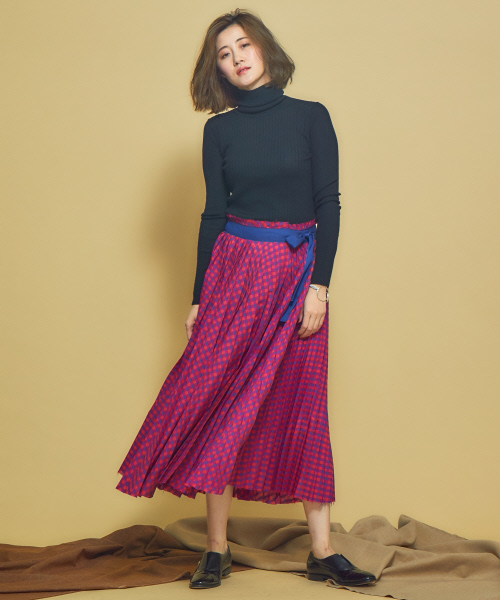 Abahouse Devinette（ドゥヴィネット）の「チェックプリーツスカート（スカート・レディース・ネイビー/レッド・フリー）」の12枚目の写真