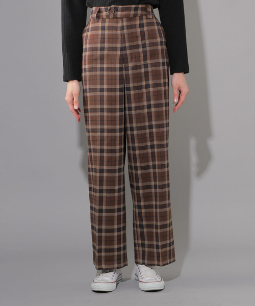 PAGEBOY（ページボーイ）の「チェックワイドパンツ（その他パンツ・レディース・ホワイト系その他/ブラウン系その他/ブルー系その他・SMALL/MEDIUM）」の18枚目の写真