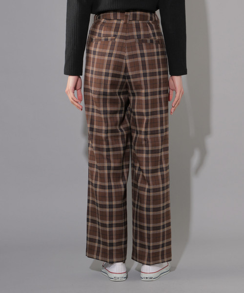 PAGEBOY（ページボーイ）の「チェックワイドパンツ（その他パンツ・レディース・ホワイト系その他/ブラウン系その他/ブルー系その他・SMALL/MEDIUM）」の16枚目の写真