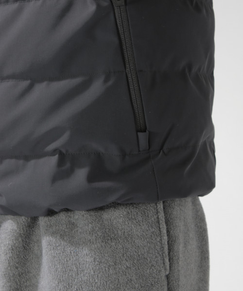 BAYFLOW(ベイフロー)の「【UBR(ウーバー)】 REGULATOR DOWN JACKET(ブルゾン・メンズ・ブラック/ベージュ/ネイビー・SMALL/MEDIUM)」の21枚目の写真