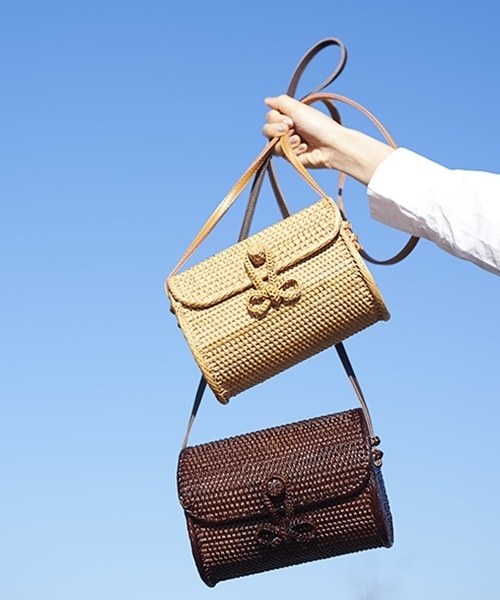 Casselini（キャセリーニ）の「Casselini(キャセリーニ)ラタンバッグ（ショルダーバッグ・レディース・ダークブラウン/ナチュラル・FREE）」の17枚目の写真