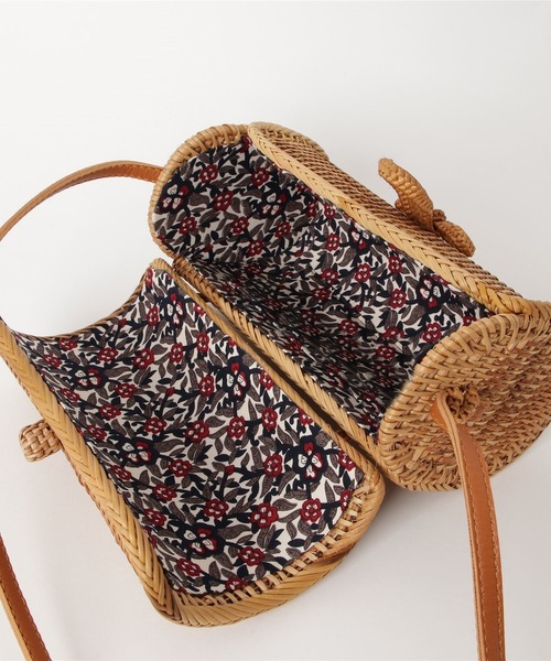 Casselini（キャセリーニ）の「Casselini(キャセリーニ)ラタンバッグ（ショルダーバッグ・レディース・ダークブラウン/ナチュラル・FREE）」の5枚目の写真