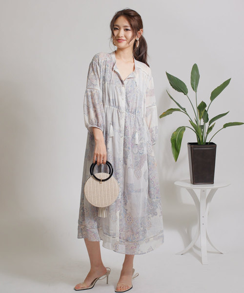 LADYMADE（レディメイド）の「ペイズリースカーフロングワンピース（ワンピース・レディース・パープル/イエロー・FREE）」の5枚目の写真