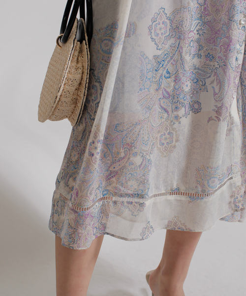 LADYMADE（レディメイド）の「ペイズリースカーフロングワンピース（ワンピース・レディース・パープル/イエロー・FREE）」の7枚目の写真