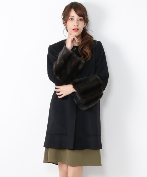 sankyo shokai(サンキョウショウカイ)の「カシミヤロリス袖ノーカラーコート(ノーカラーコート・レディース・ブラック/ベージュ・11号/9号)」の2枚目の写真
