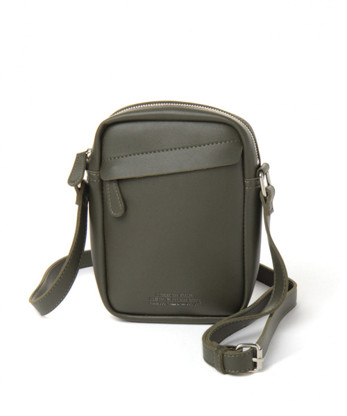 GLOBAL WORK（グローバルワーク）の「アーバンキャリーショルダー/844223（ショルダーバッグ・メンズ・ブラック/カーキ/ネイビー/チャコールグレー・FREE）」の16枚目の写真