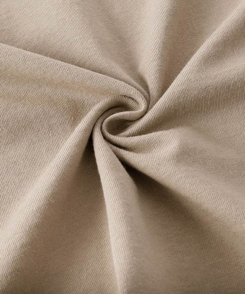 FILA（フィラ）の「FILA/フィラ フロント＆バックロゴ ビッグシルエットフットボール半袖Tシャツ（Tシャツ/カットソー・レディース・ホワイト/ブラック/ベージュ/ネイビー/チャコール・FREE）」の17枚目の写真