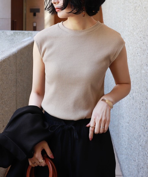 テレコリブクルーネックフレンチスリーブTシャツ