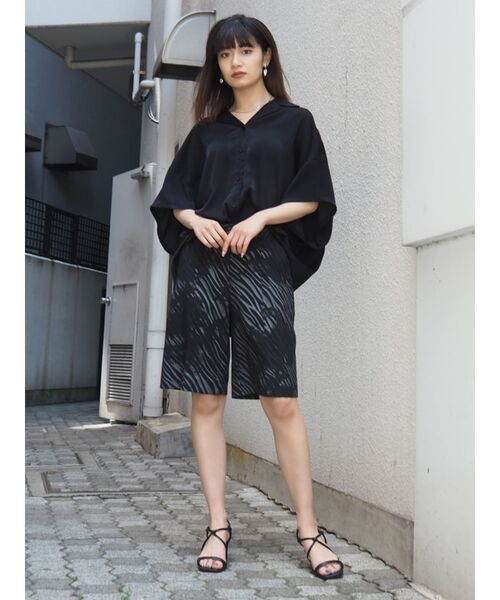 EMODA（エモダ）の「NARROWストラップサンダル（サンダル・レディース・ブラック/カーキ・SMALL/MEDIUM/LARGE）」の3枚目の写真