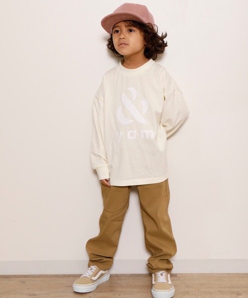 ＆yam（アンドヤム）の「BIG ロゴロンT（Tシャツ/カットソー・キッズ・ブルー/ピンク/オフホワイト/ブラウン/ベージュ/チャコールグレー・150/160/100/110/120/130/140）」の19枚目の写真