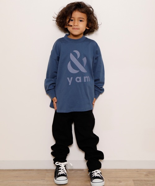 ＆yam（アンドヤム）の「BIG ロゴロンT（Tシャツ/カットソー・キッズ・ブルー/ピンク/オフホワイト/ブラウン/ベージュ/チャコールグレー・150/160/100/110/120/130/140）」の15枚目の写真