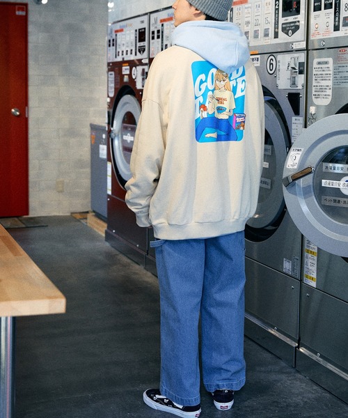 SPOC STORE（スポックストア）の「【SPOC STORE】バックプリントオーバーサイズスウェット（スウェット・メンズ・ホワイト系その他/グレー系その他/ベージュ系その他/グリーン系その他/パープル系その他・M/L）」の3枚目の写真