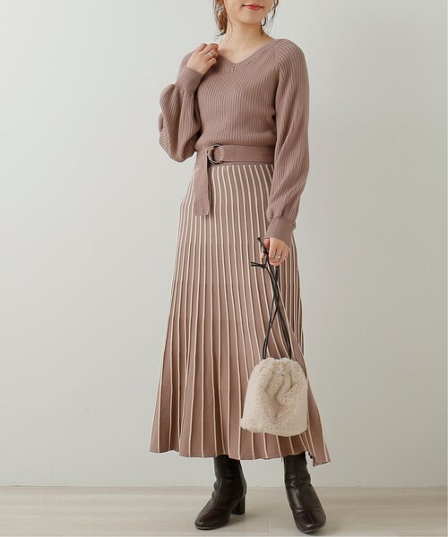 セール ベルト付き配色プリーツニットワンピース ワンピース Frames Ray Cassin フレームスレイカズン のファッション通販 Zozotown