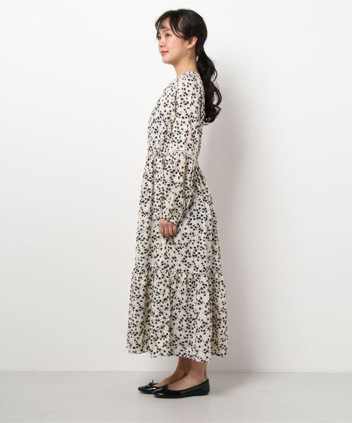 KOBE LETTUCE(コウベレタス)の「梯子レースボリュームワンピース(ワンピース・レディース・サックスブルー/ホワイト系その他/ブラック系その他2/イエロー系その他・FREE)」の6枚目の写真