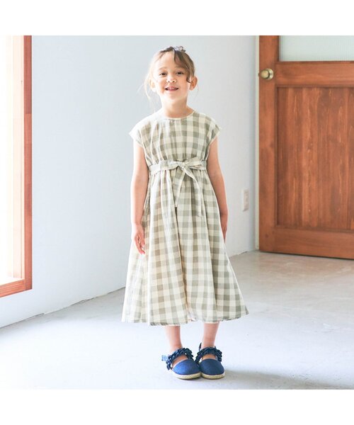 apres les cours（アプレレクール）の「WEB限定 お花＆チェック柄ロングワンピ（ワンピース・キッズ・ベージュ/ピンク/イエロー/ミント・80ｃｍ/90cm/110cm/100cm/120cm/130cm/140cm）」の5枚目の写真