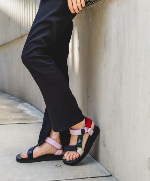 suicoke（スイコック）の「DEPA-AabHY（サンダル・レディース・その他1/その他2/その他3/その他4・4/6/5/9/7/8）」の17枚目の写真