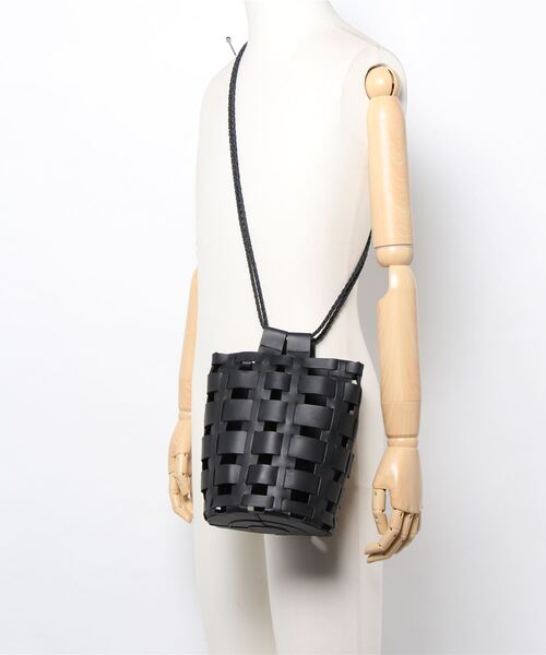 MADEMOISELLE ROPE'（マドモアゼル ロペ）の「【Bagmati】メッシュショルダーバッグ（ショルダーバッグ・レディース・ブラック・FREE）」の5枚目の写真