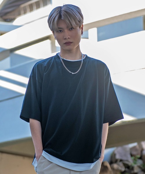 SILVER BULLET(シルバーバレット)の「『vicci/ヴィッチ』フェイクレイヤードクルーネック半袖ビッグTシャツ(Tシャツ/カットソー・メンズ・ホワイト/オリーブ/ブラック/ブラウン/チャコール/ブルー/グレー系その他・L/XL/M)」の3枚目の写真