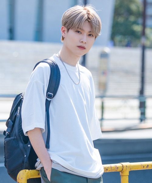 SILVER BULLET(シルバーバレット)の「『vicci/ヴィッチ』フェイクレイヤードクルーネック半袖ビッグTシャツ(Tシャツ/カットソー・メンズ・ホワイト/オリーブ/ブラック/ブラウン/チャコール/ブルー/グレー系その他・L/XL/M)」の21枚目の写真