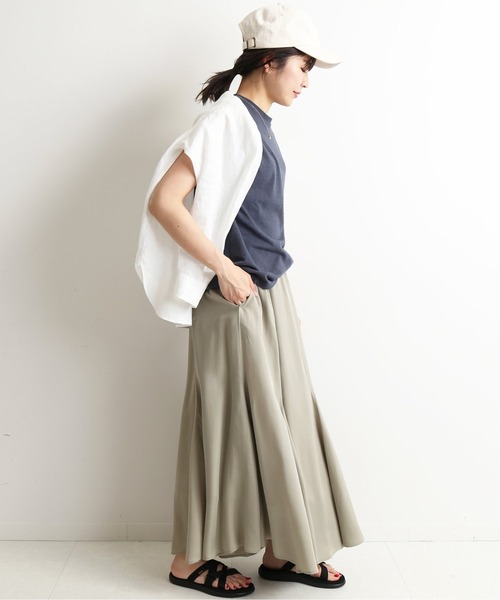 SLOBE IENA（スローブイエナ）の「フィブリルサテンフレアスカート【ウエストゴム/手洗い可能】◆（スカート・レディース・ブルー系その他/アイボリー/ネイビー/カーキ・38/36）」の20枚目の写真