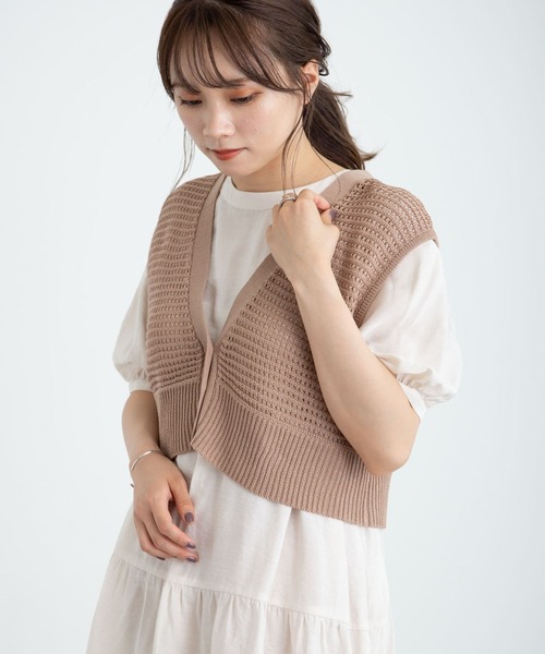 earth music&ecology（アースミュージックアンドエコロジー）の「メッシュニットビスチェ  ＊（ベスト・レディース・イエロー/ベージュ/その他8・FREE）」の2枚目の写真