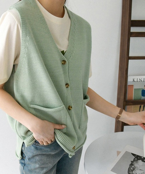 fd style(エフディ スタイル)の「【Chuzchuz】ポケットVネックベスト(ベスト・レディース・ネイビー/ピンク/アイボリー/ミント・FREE)」の15枚目の写真