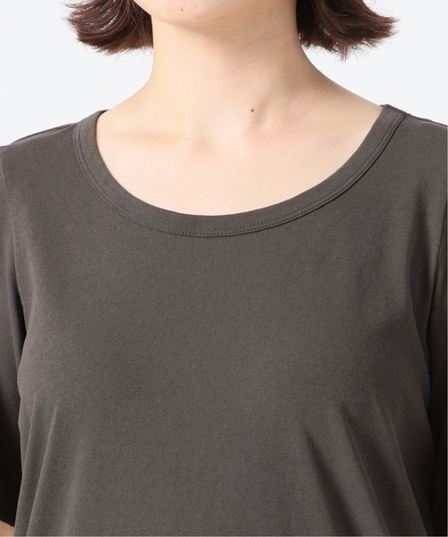 SLOBE IENA(スローブイエナ)の「ドライ天竺ニュアンスネックTシャツ【手洗い可能】◆(Tシャツ/カットソー・レディース・ライトグレー/グリーン/チャコールグレー/ブラック系その他・FREE)」の11枚目の写真