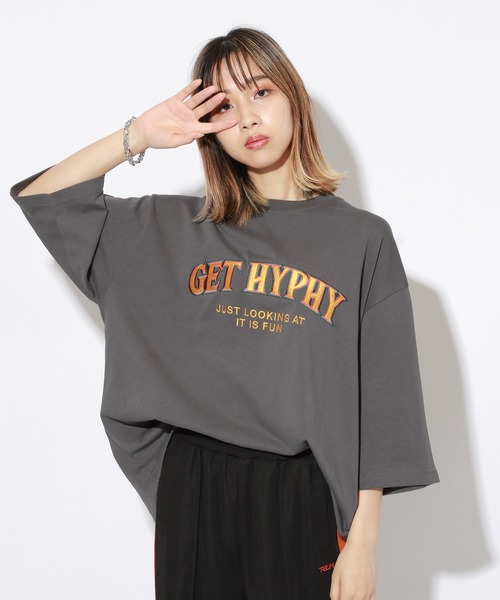 PBLIM（ページボーイリム）の「【PAGEBOYLIM】シシュウロゴビックT（Tシャツ/カットソー・レディース・チャコールグレー/ブラック/オレンジ・MEDIUM/LARGE）」の14枚目の写真