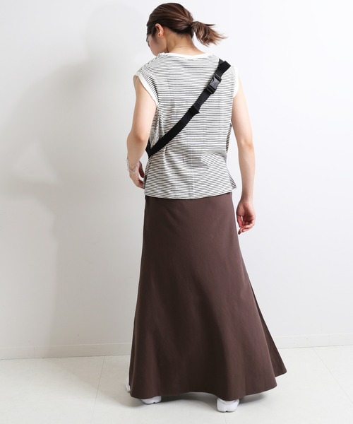 SLOBE IENA（スローブイエナ）の「強撚天竺ロングフレアスカート【ウエストゴム/手洗い可能】◆（スカート・レディース・ブラック/ブラウン・FREE）」の15枚目の写真