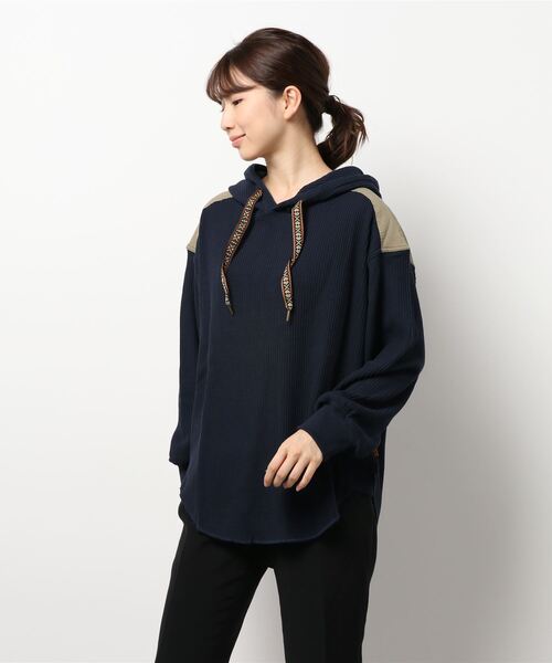 KRIFF MAYER Lady's Collection(クリフメイヤーレディースコレクション)の「サーマルチロリアンパーカー(パーカー・レディース・ブラック/ネイビー/ブラウン/グレー/オフホワイト/カラフル・MEDIUM/LARGE)」の5枚目の写真