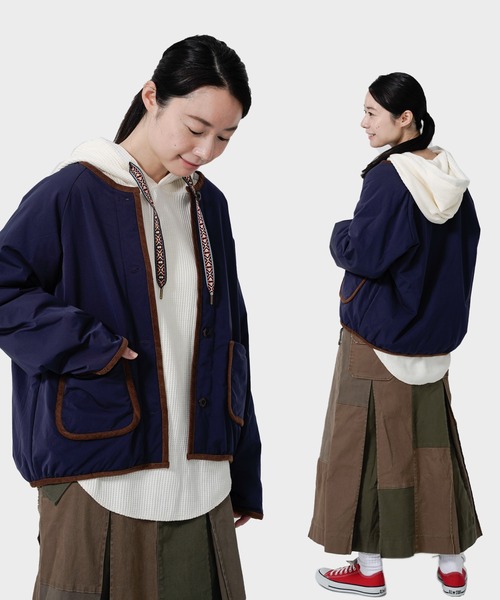 KRIFF MAYER Lady's Collection(クリフメイヤーレディースコレクション)の「サーマルチロリアンパーカー(パーカー・レディース・ブラック/ネイビー/ブラウン/グレー/オフホワイト/カラフル・MEDIUM/LARGE)」の18枚目の写真