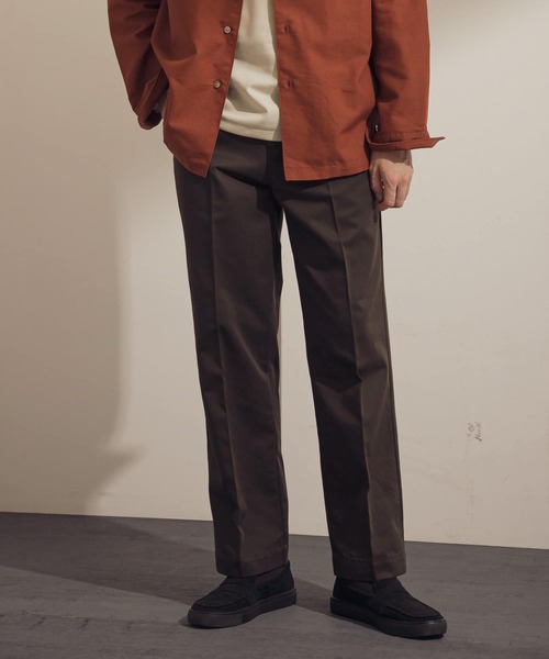 URBAN RESEARCH DOORS（アーバンリサーチドアーズ）の「ストレートカラーパンツ（その他パンツ・メンズ・ブラウン/ブルー系その他/ホワイト系その他/オレンジ系その他/ベージュ系その他/ブラック・36/38/40）」の4枚目の写真