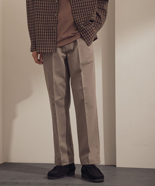 URBAN RESEARCH DOORS（アーバンリサーチドアーズ）の「ストレートカラーパンツ（その他パンツ・メンズ・ブラウン/ブルー系その他/ホワイト系その他/オレンジ系その他/ベージュ系その他/ブラック・36/38/40）」の8枚目の写真