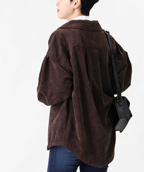 HONEYSUCKLE ROSE（ハニーサックルローズ）の「【HONEYSUCKLE ROSE】コーデュロイシャツアウター（シャツ/ブラウス・レディース・オフホワイト/ブラウン/ライトベージュ・M/L）」の11枚目の写真