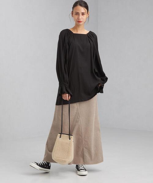 OUTERSUNSET（アウターサンセット）の「【別注】＜OUTERSUNSET life × green label relaxing＞スクエア ネック ブラウス（シャツ/ブラウス・レディース・ブラック/ナチュラル・FREE）」の4枚目の写真