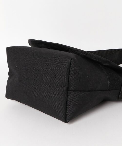 Manhattan Portage(マンハッタンポーテージ)の「Manhattan Portage/マンハッタンポーテージ Casual Messenger Bag JRS MP1605 JR(ショルダーバッグ・メンズ・ブラック・FREE)」の3枚目の写真