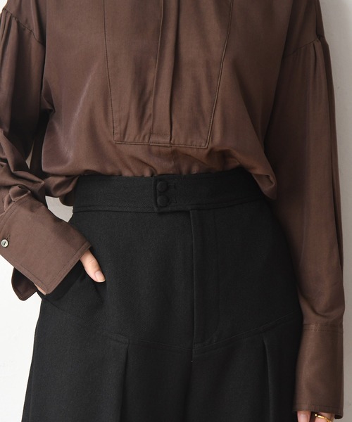 I_am(アイアム)の「tuck design high waist pants(その他パンツ・レディース・ブラック/ブラウン・S/M)」の6枚目の写真