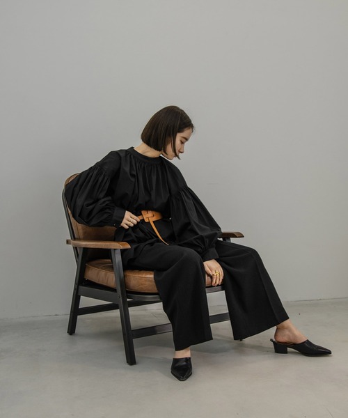 I_am(アイアム)の「tuck design high waist pants(その他パンツ・レディース・ブラック/ブラウン・S/M)」の18枚目の写真