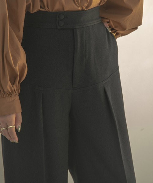 I_am(アイアム)の「tuck design high waist pants(その他パンツ・レディース・ブラック/ブラウン・S/M)」の20枚目の写真