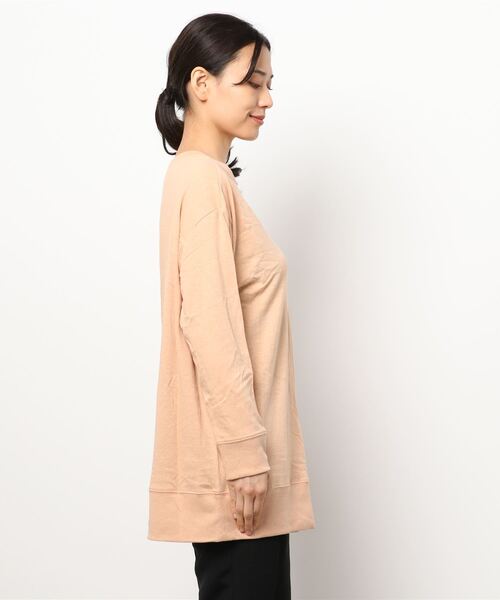 HANES(ヘインズ)の「【HANES/ヘインズ】UNDIES リサイクルコットンロングスリーブBIGTシャツ(ロンT) HW4-U501(Tシャツ/カットソー・レディース・ブラック/ホワイト/ベージュ・FREE)」の4枚目の写真