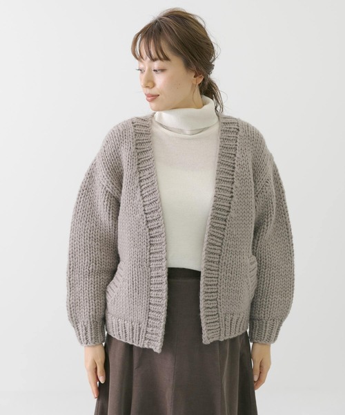 URBAN RESEARCH Sonny Label（アーバンリサーチサニーレーベル）の「ショート丈ハンドニットカーディガン（カーディガン/ボレロ・レディース・チャコールグレー/グレー系その他/ブルー系その他・FREE）」の6枚目の写真