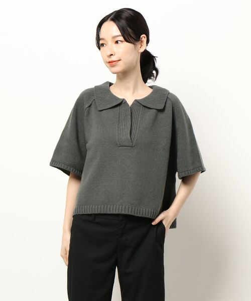 IENA（イエナ）の「【NEARBYME/ニアーバイミー】Collarショートスリーブニット（ニット/セーター・レディース・チャコールグレー・FREE）」の4枚目の写真
