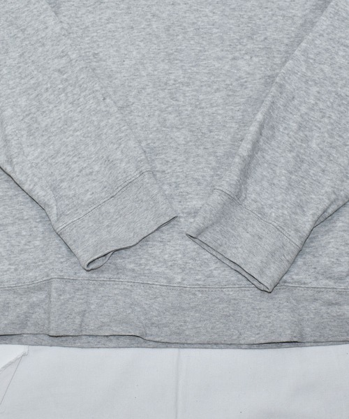 NIKE（ナイキ）の「【ヴィンテージ古着】NIKE/ナイキ SWOOSH 刺繍 クルーネックスウェット（スウェット・メンズ・グレー・XX-LARGE）」の2枚目の写真