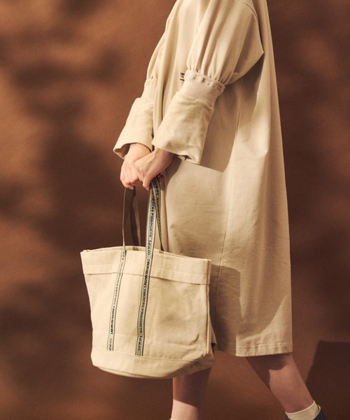 THEATRE PRODUCTS（シアタープロダクツ）の「Market Tote L【idem × BROWN THEATRE PRODUCTS】（ショルダーバッグ・レディース・アイボリー・FREE）」の3枚目の写真