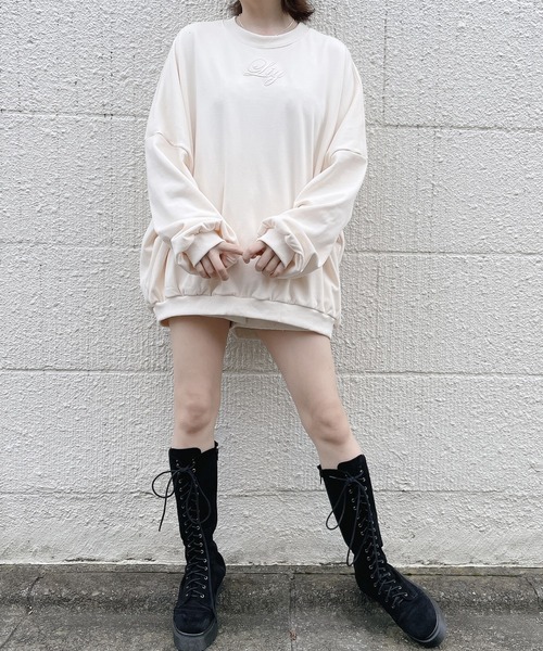 lilLilly（リルリリー）の「エンブロイダリースウェットトップス（スウェット・レディース・ブラック/ピンク/ブルー/アイボリー・FREE）」の22枚目の写真