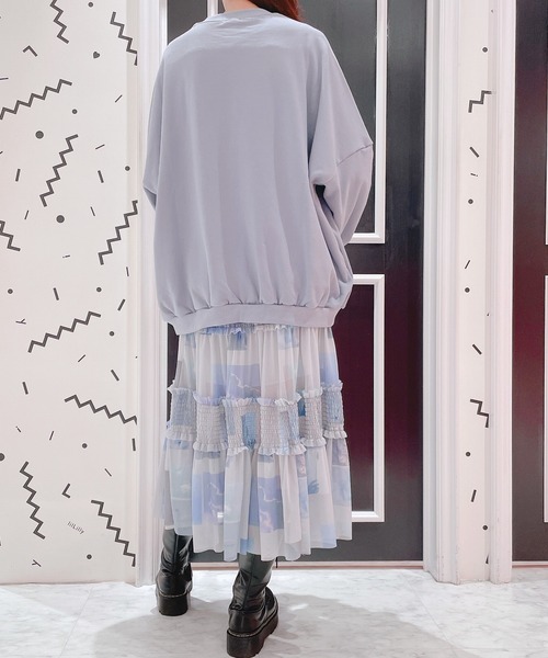 lilLilly（リルリリー）の「エンブロイダリースウェットトップス（スウェット・レディース・ブラック/ピンク/ブルー/アイボリー・FREE）」の13枚目の写真