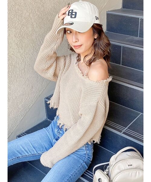 GYDA（ジェイダ）の「グラインダーオフショルニットトップス（ニット/セーター・レディース・オフホワイト/パープル/ベージュ・FREE）」の11枚目の写真