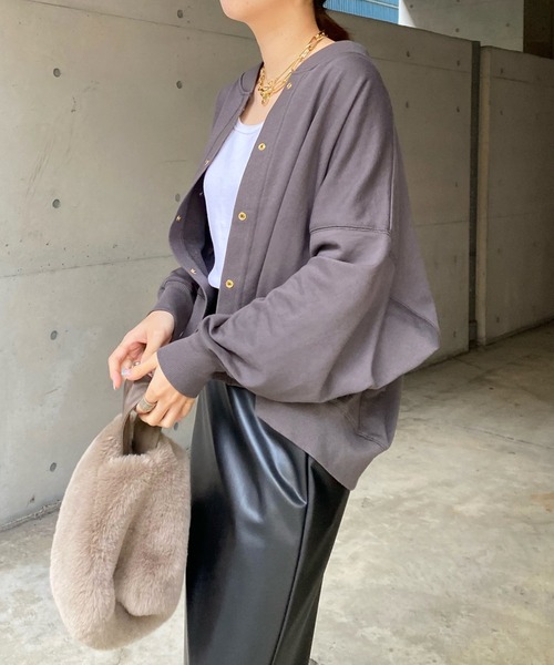 DouDou（ドゥドゥ）の「【WEB限定】リブ切替ドルマンカーディガン（カーディガン/ボレロ・レディース・チャコールグレー/ベージュ/アイボリー・FREE）」の20枚目の写真