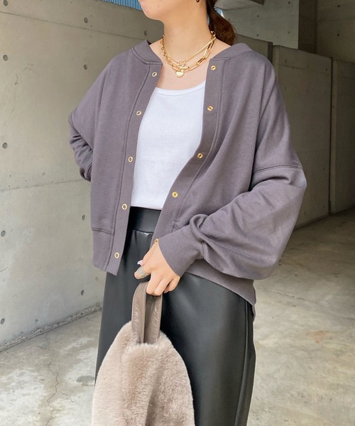 DouDou（ドゥドゥ）の「【WEB限定】リブ切替ドルマンカーディガン（カーディガン/ボレロ・レディース・チャコールグレー/ベージュ/アイボリー・FREE）」の22枚目の写真